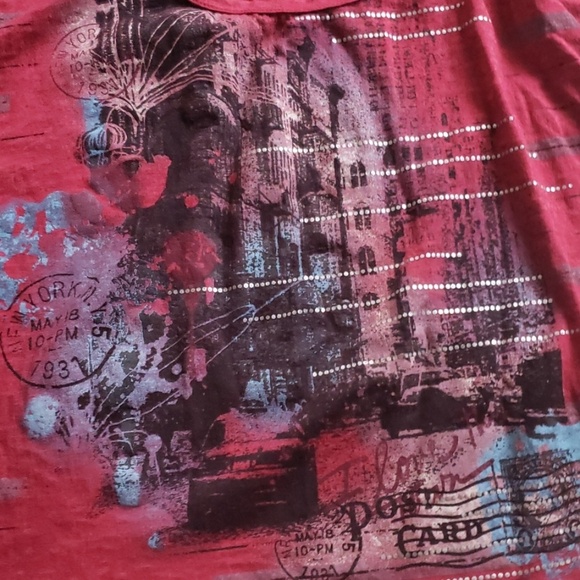 Top - Picture 2 of 2